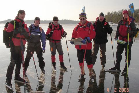 4/2 -06 Sol och öppna vidder i Segerstads skärgård - 3 bilder.